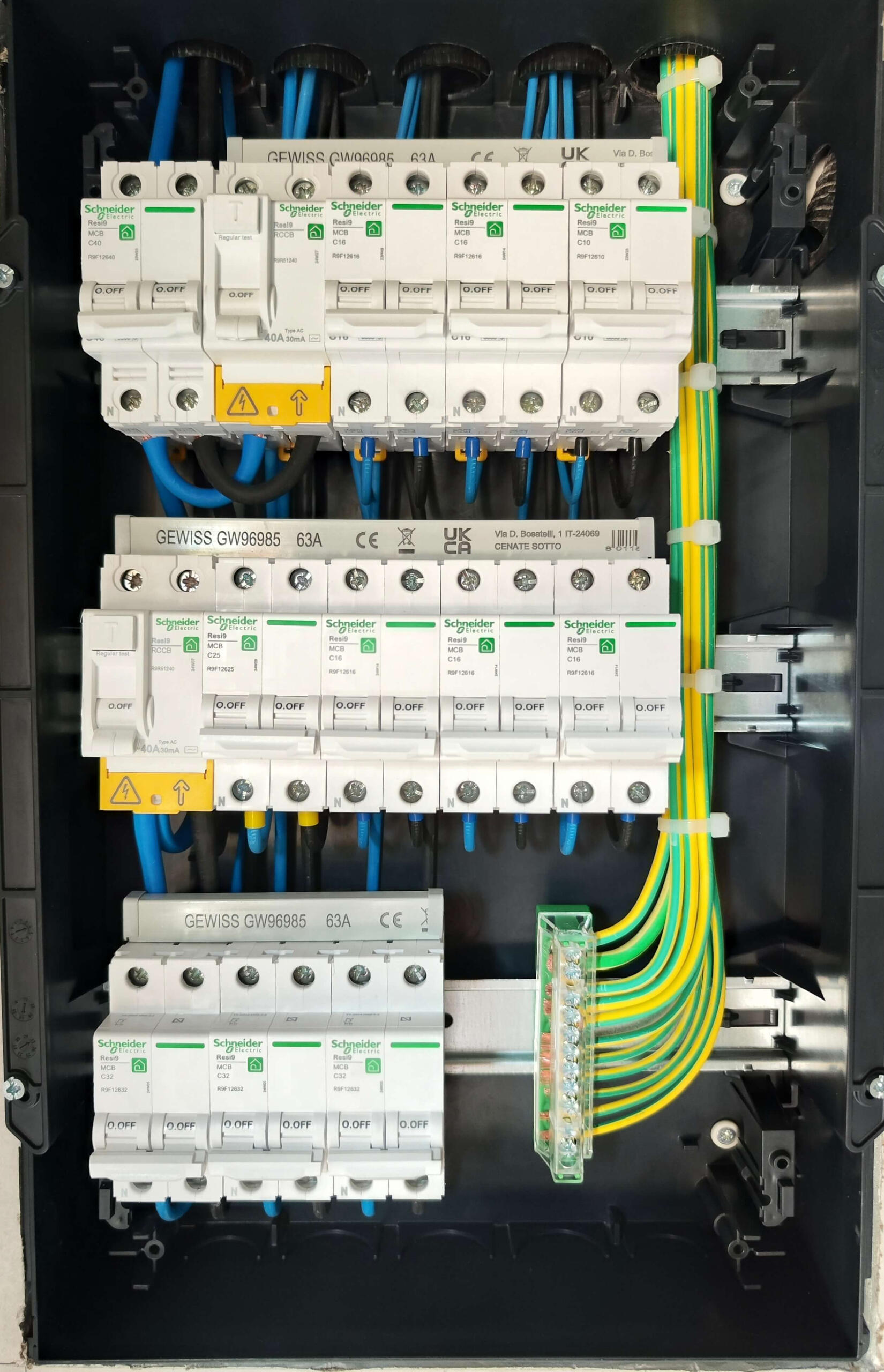 Art-Andre, Instalaciones Eléctricas Cuadro eléctrico por apartamentos turísticos.